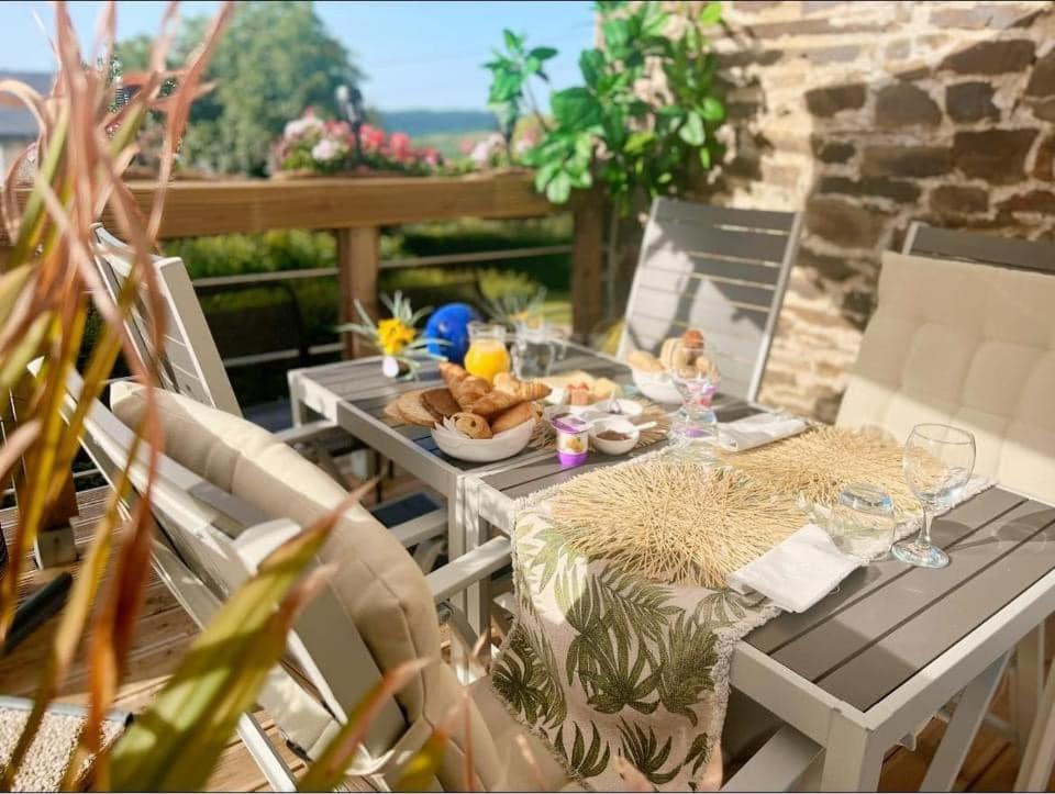 Le Clos Fleuri Fauvillers Habitación foto